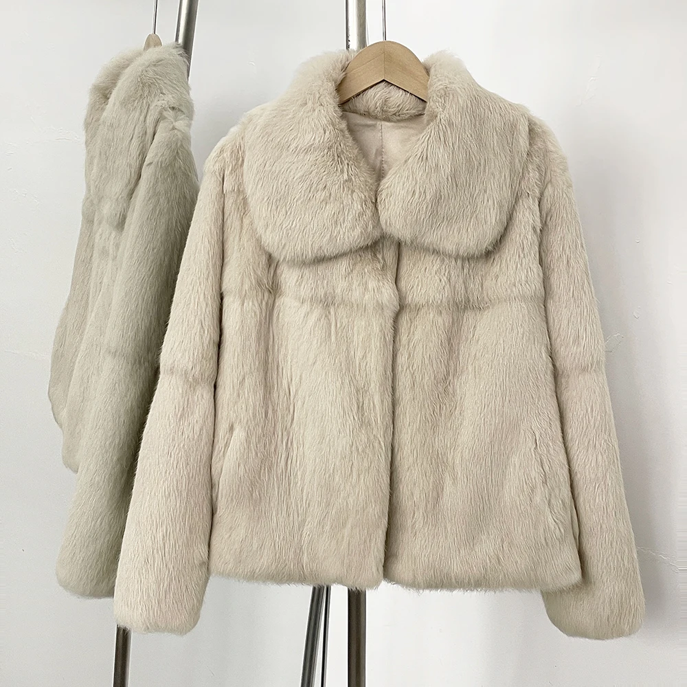 سترة جديدة قصيرة من فرو الأرنب - مراجعة Winter Clothing Store وسعره