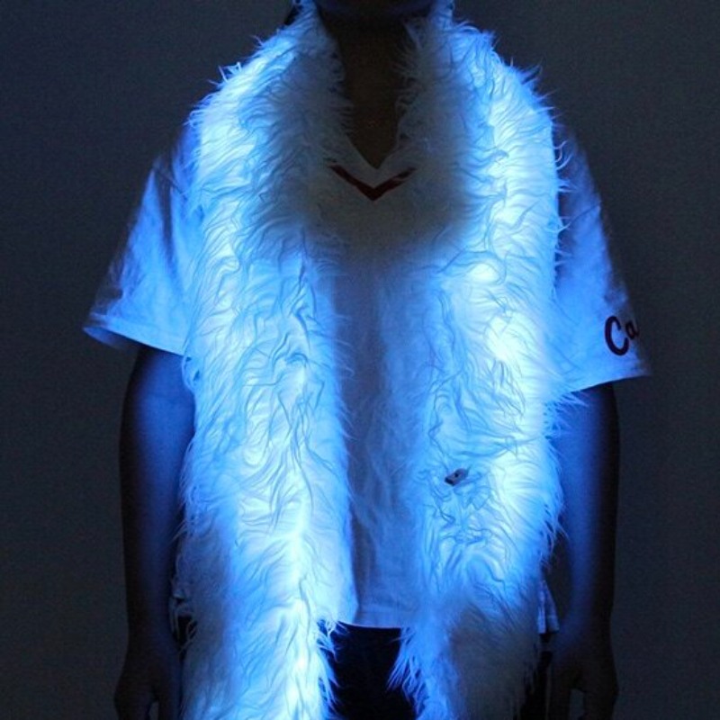متجر إيفربرايت: وشاح LED مضيء، - مراجعة Winter Clothing Store وسعره